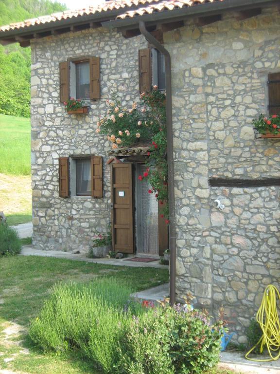 Вилла La Piana Dei Castagni Castel d'Aiano Экстерьер фото