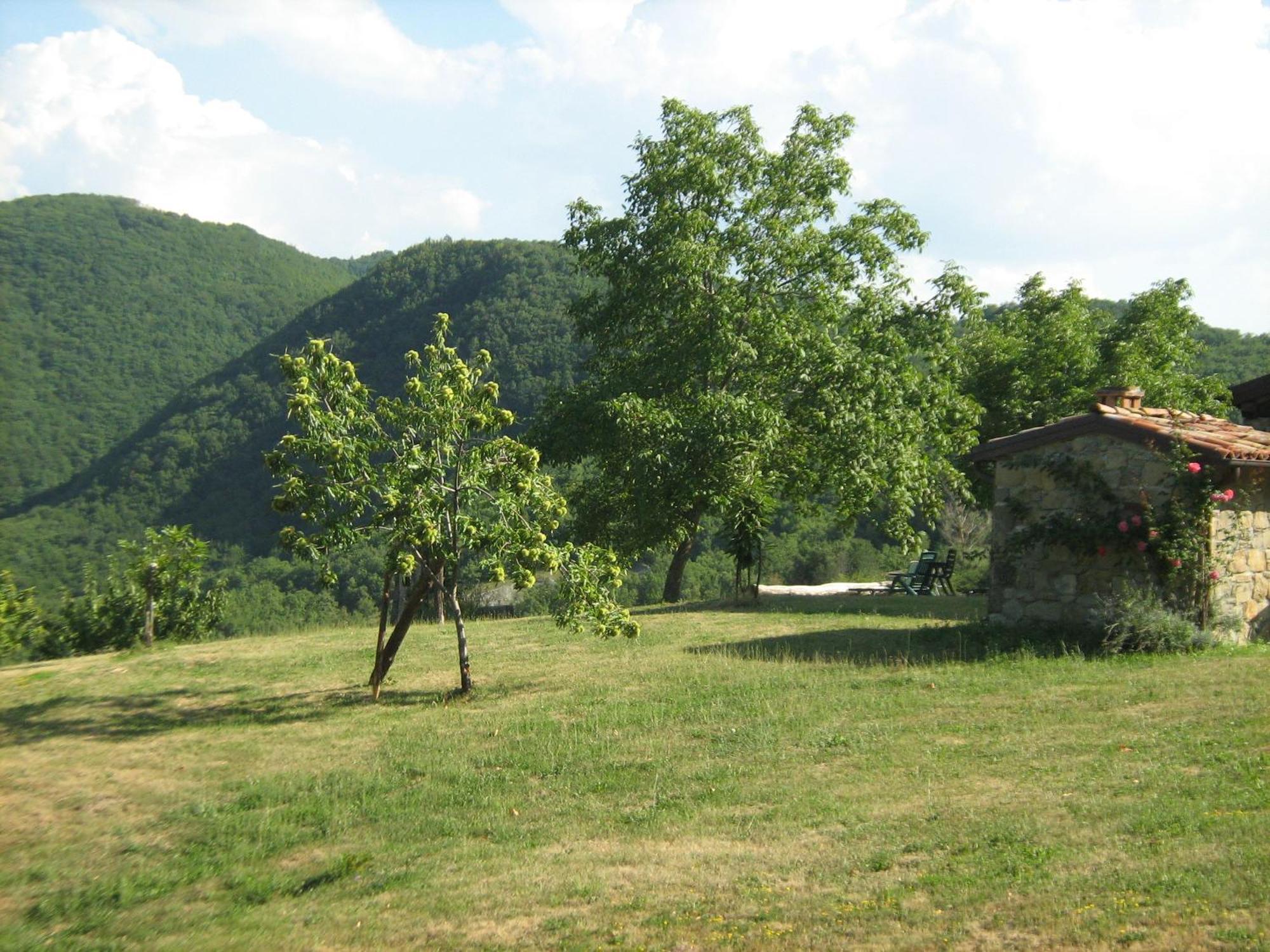 Вилла La Piana Dei Castagni Castel d'Aiano Экстерьер фото
